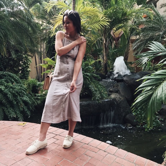 Lush Dresses & Skirts - Lush Grey Halter Midi Dress